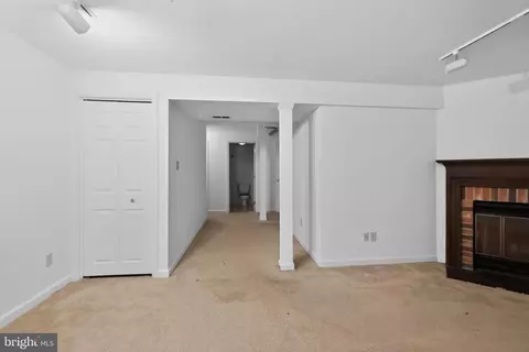 Entry Way - 8026 Waterview Ct, Frederick, MD 21701 photo 1 of 2