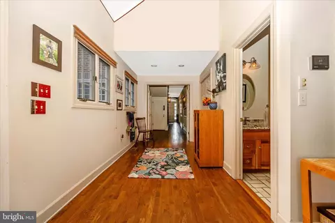 Entry Way - 328 Lindbergh Ave, Frederick, MD 21701 photo 3 of 6