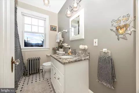 Bath - 328 Lindbergh Ave, Frederick, MD 21701 photo 3 of 5