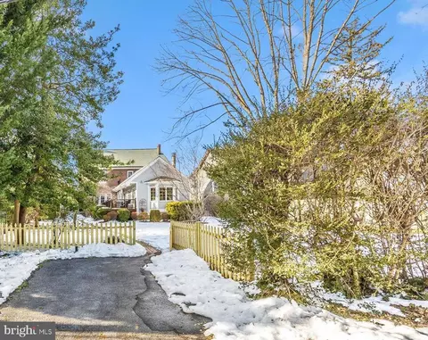 Exterior - 328 Lindbergh Ave, Frederick, MD 21701 photo 7 of 13