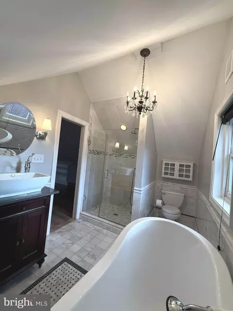 Bath - 605 Fairview Ave, Frederick, MD 21701 photo 5 of 5