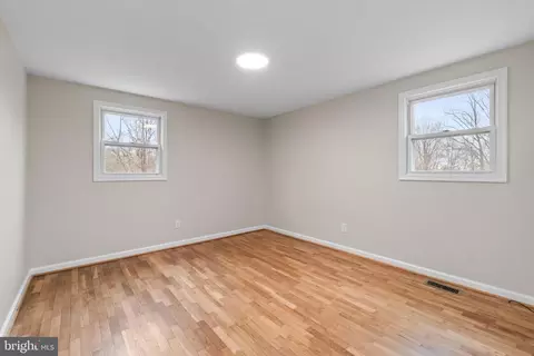 Bedroom - 6411 Fulmer Rd, Frederick, MD 21703 photo 3 of 4