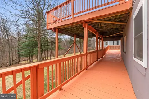 Exterior - 6411 Fulmer Rd, Frederick, MD 21703 photo 3 of 4