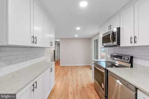 Kitchen - 6411 Fulmer Rd, Frederick, MD 21703 photo 5 of 5