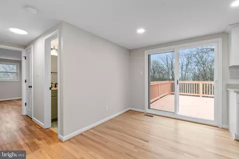 Entry Way - 6411 Fulmer Rd, Frederick, MD 21703 photo 2 of 6