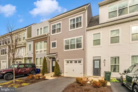 728 7 Tatum Ct, Frederick, MD 21702 photo 2