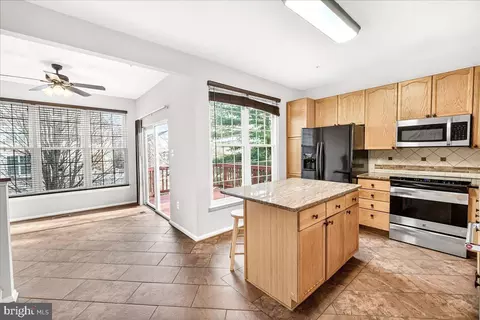 Kitchen - 1944 Crossing Stone Ct, Frederick, MD 21702 photo 1 of 5