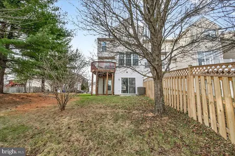 Exterior - 1944 Crossing Stone Ct, Frederick, MD 21702 photo 4 of 18