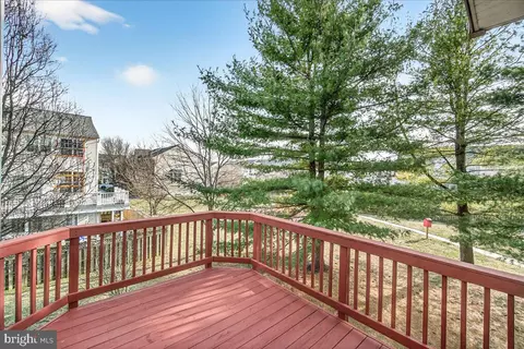 Exterior - 1944 Crossing Stone Ct, Frederick, MD 21702 photo 3 of 18