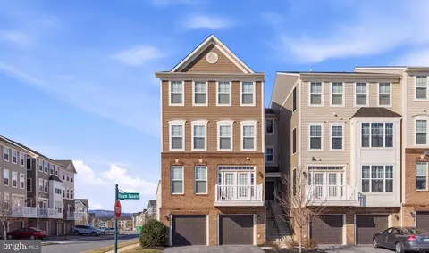 5902 Forum Sq, Frederick, MD 21703