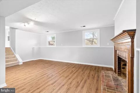 Living - 1489 Eden Dr, Frederick, MD 21701 photo 3 of 5