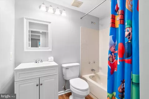 Bath - 1489 Eden Dr, Frederick, MD 21701 photo 1 of 2