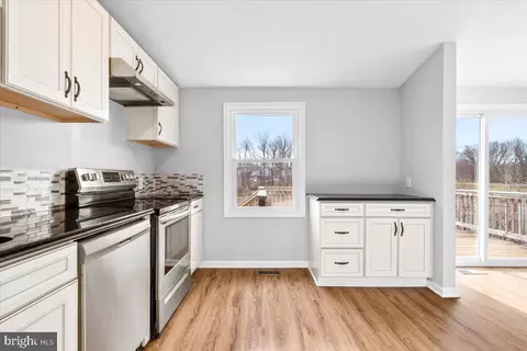 Kitchen - 1489 Eden Dr, Frederick, MD 21701 photo 3 of 4