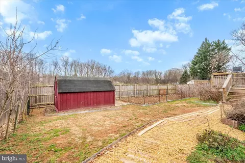 Exterior - 1489 Eden Dr, Frederick, MD 21701 photo 5 of 7
