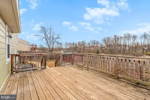 Exterior - 1489 Eden Dr, Frederick, MD 21701 photo 4 of 7