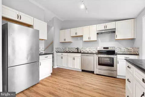Kitchen - 1489 Eden Dr, Frederick, MD 21701 photo 2 of 4