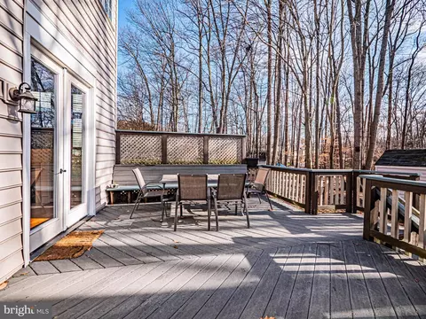 Exterior - 9507 Ashbury Pl, Frederick, MD 21701 photo 5 of 13