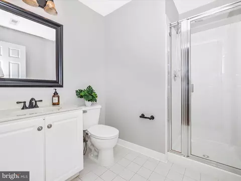Bath - 8828 Lew Wallace Rd, Frederick, MD 21704 photo 1 of 6