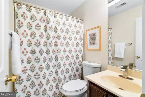 Bath - 6123 Baldridge Ter, Frederick, MD 21701 photo 4 of 4