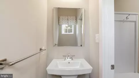 Entry Way - 5259 Blackgum, Frederick, MD 21703 photo 18 of 36