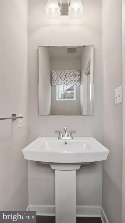 Bath - 5259 Blackgum, Frederick, MD 21703 photo 1 of 3