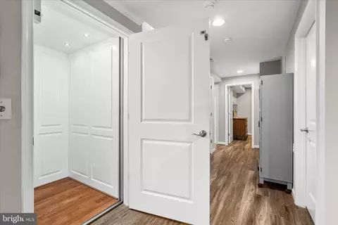 Entry Way - 1135 Holden Rd, Frederick, MD 21701 photo 12 of 12