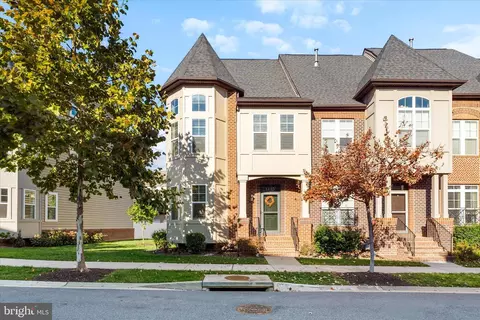 1135 Holden Rd, Frederick, MD 21701