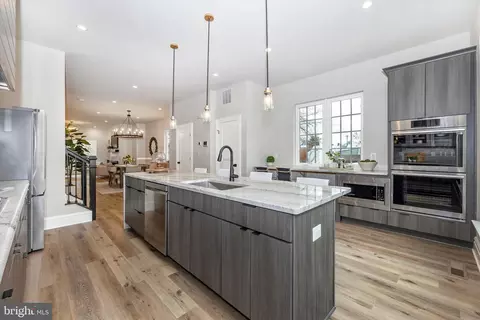 Kitchen - 418 N Maxwell Ave, Frederick, MD 21701 photo 3 of 8