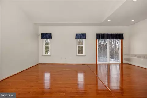Living - 828 Geronimo Dr, Frederick, MD 21701 photo 7 of 10