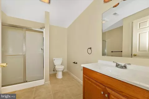Bath - 828 Geronimo Dr, Frederick, MD 21701 photo 3 of 3