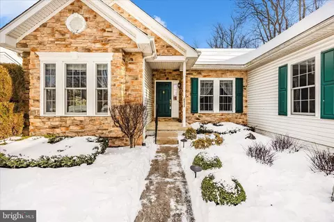 Exterior - 828 Geronimo Dr, Frederick, MD 21701 photo 14 of 15