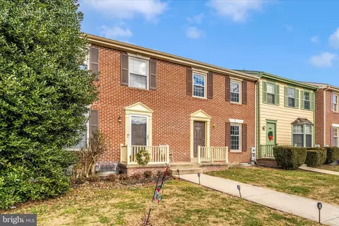 8289 Black Haw Ct, Frederick, MD 21701