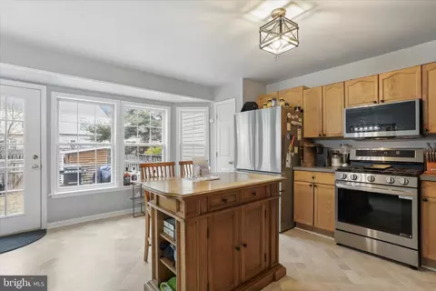 Kitchen - 2015 Rosecrans Ct, Frederick, MD 21702 photo 2 of 3