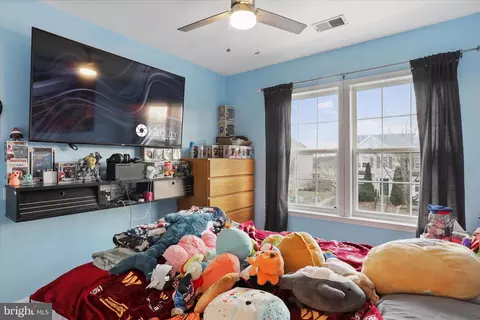 Bedroom - 2015 Rosecrans Ct, Frederick, MD 21702 photo 3 of 6