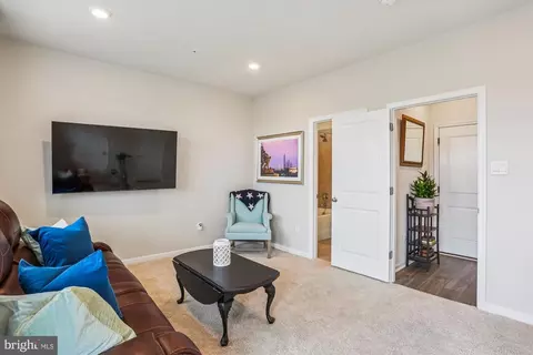 Entry Way - 484 Tiller St, Frederick, MD 21701 photo 8 of 8