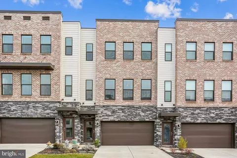 484 Tiller St, Frederick, MD 21701