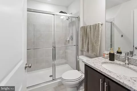 Bath - 715 Courier Ln, Frederick, MD 21701 photo 3 of 3