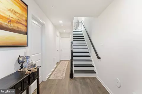 Entry Way - 715 Courier Ln, Frederick, MD 21701 photo 6 of 9