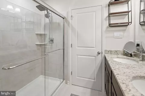 Entry Way - 715 Courier Ln, Frederick, MD 21701 photo 5 of 9