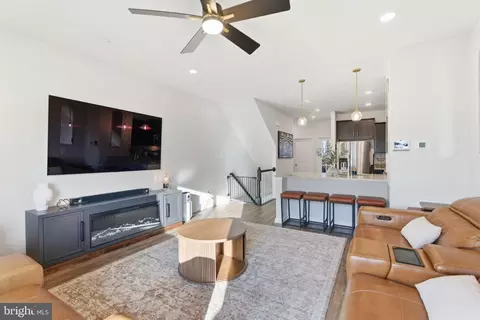 Entry Way - 715 Courier Ln, Frederick, MD 21701 photo 9 of 9