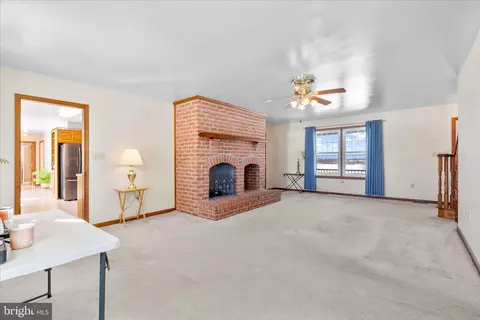Living - 11997 Cregger Rd, Keymar, MD 21757 photo 2 of 6