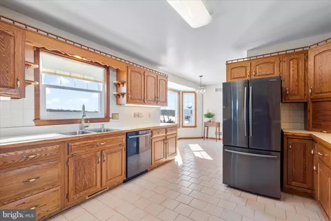 Kitchen - 11997 Cregger Rd, Keymar, MD 21757 photo 5 of 5