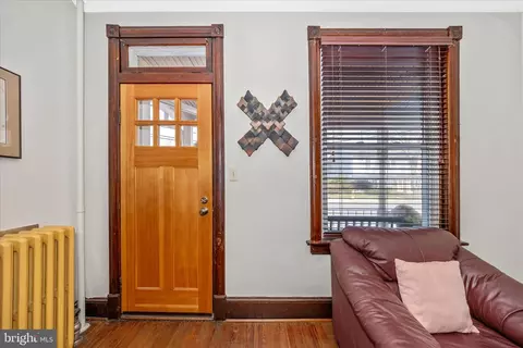 Entry Way - 24 E 8th St, Frederick, MD 21701 photo 1 of 2