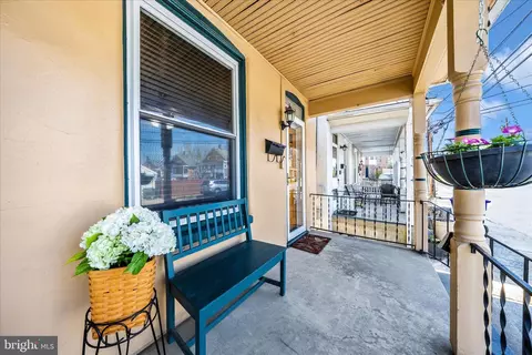 Exterior - 24 E 8th St, Frederick, MD 21701 photo 2 of 14
