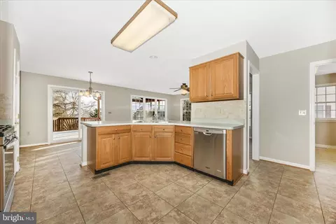 Kitchen - 2012 Chapel Ct, Frederick, MD 21702 photo 2 of 3