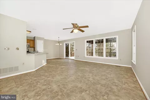 Living - 2012 Chapel Ct, Frederick, MD 21702 photo 2 of 8