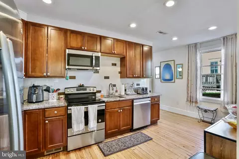 Kitchen - 13 E C St, Brunswick, MD 21716 photo 2 of 2