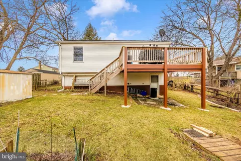 Exterior - 274 Longford Dr, Frederick, MD 21702 photo 4 of 7