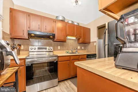 Kitchen - 274 Longford Dr, Frederick, MD 21702 photo 3 of 3