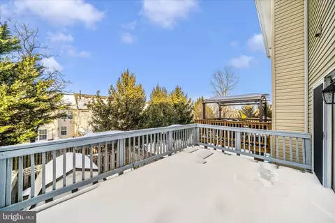 Exterior - 113 Fieldstone Ct, Frederick, MD 21702 photo 4 of 13
